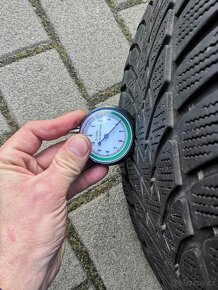 435. Zimní ALU sada R17 5x112 - původně Mercedes - 8