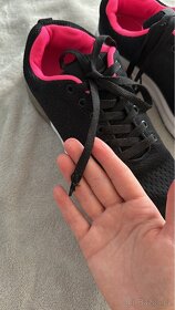 Dámské tenisky 40 - 8