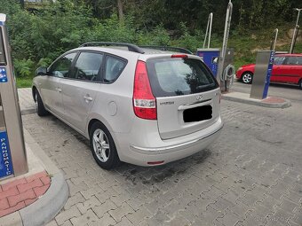 Prodám Hyundai i30 CW combi r.v.2009 - 8