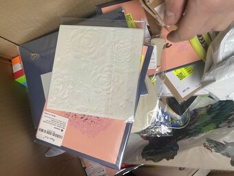 Mystery box (mix narozeninových a párty dekorací) - 8