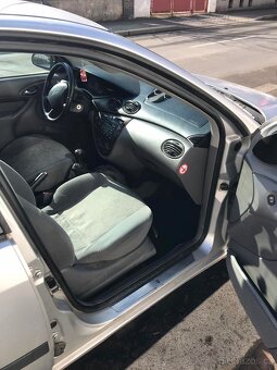 Ford Focus 1999r. 1.9 benzin, manuál - 8
