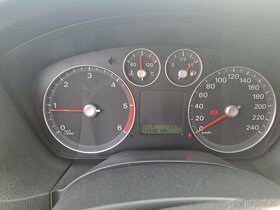 Ford Focus kombi 1.8 TDCI - 8