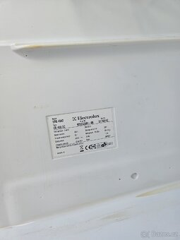 Chladnička s mrazákem Elektrolux - 8