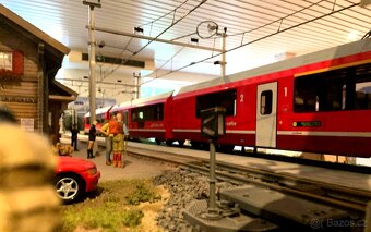 Pro železniční vůz LGB Gauge G, Neule Allegra RhB z kovu a p - 8