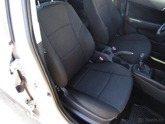 Hyundai I30 1.6 CVVT , 93 kW benzín, 2010 - 8