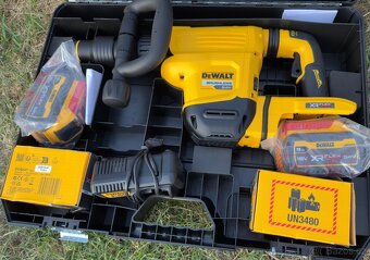 Dewalt DCH832 aku bouraci kladivo sds max - 8
