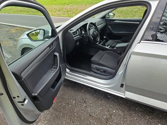 Škoda Superb 3, 2.0 TDI 110kw, Manuál - 8
