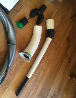 Vysavač Vorwerk Kobold VK200 s hlavicí EB400 + možná i sada - 8