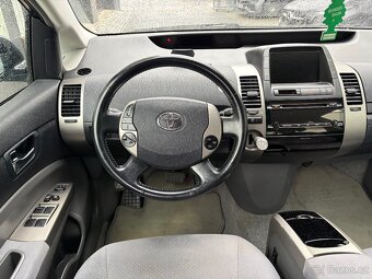 Toyota Prius 1,5i-HSD serviska, 2 x kola - 8