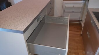 Kuchyňská linka včetně spotřebičů Miele - 8