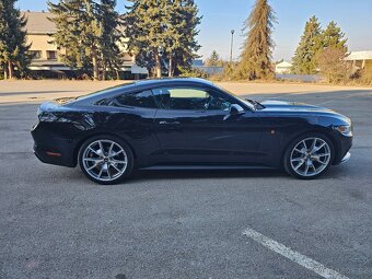 Ford Mustang 3.7L - 8