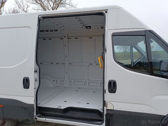 Iveco Daily 35S15 3,0D 2017 12m3 Nová karoserie - 8