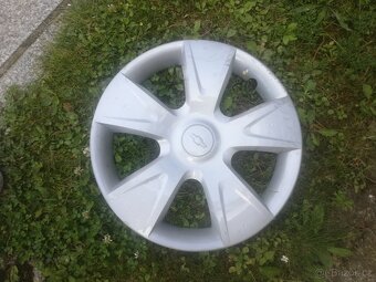 ORIGINÁLNÍ POKLICE Chevrolet 14", POUZE 1 KS, Č. 96 951 451 - 8
