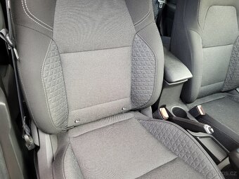 Captur 1.0 TCe,2024,18 900 km,2. sada kol,předplacený servis - 8