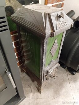 Prodám historická kamna Fenom - 8