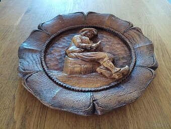 BRETAŇSKÉ PÁROVÉ DŘEVĚNÉ RUČNĚ VYŘEZANÉ TALÍŘE - 8