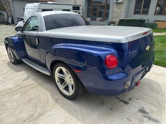 CHEVROLET SSR 6,0 V8 291KW r.v.2005 najeto 82137km - 8