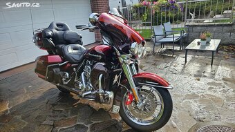 Harley-Davidson Electra Glide Ultra Classic, CVO - 8