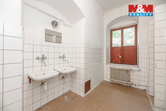 Prodej komerčního a bytového domu, Nové Město nad Metují - 8
