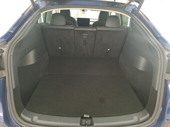 Tesla Model Y AWD Long Range - 1862 - 8