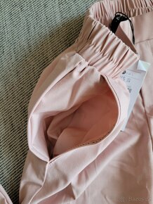 Nové dámské růžové kalhoty zn. Bershka, vel. XS - 8