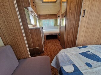 Karavan + ochranná střecha - 8