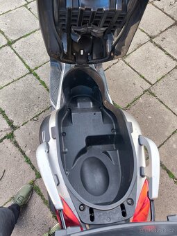Yamaha xmax 250 2006 - 8