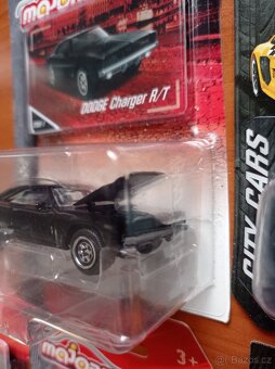 Majorette (2) 1:64 - 8