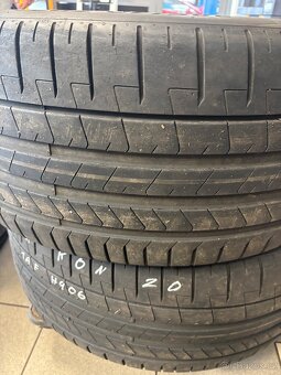 Letní pneu Pirelli P Zero 22" - 8