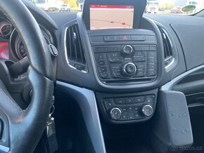 Opel Zafira Tourer 1.6 CDTI 7 míst - 8