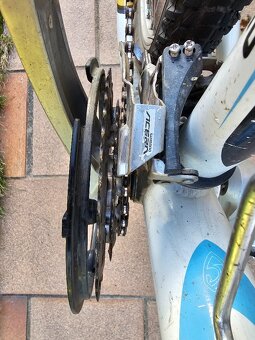 Prodám bílé dívčí kolo Kellys Scarpe 17,5 - 8