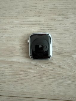 Apple Watch Nike SE 44mm 2020 - 8