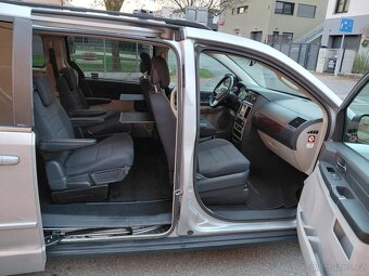 Chrysler Grand Voyager 2.8CRD Automat,2011,7.Míst,Long - 8