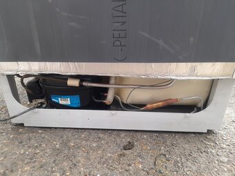 Lednice IKEA Whirlpool - 8