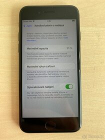iPhone SE (2020) 64GB Černý, baterie 91% - 8