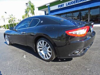 2009 Maserati GranTurismo 4.2L V8 - 8