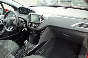 Peugeot 2008 1.2PT ALLURE 61kW 2018 - 8