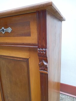 Starožitná komoda/skříňka z masívu - 8
