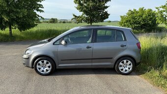 VW Golf Plus 1.6 FSI 85kW - možno na splátky - 8