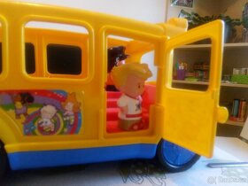 Hračka AUTOBUS Little People - 8