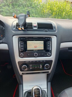 Škoda octavia 1.6 TDI 77 kw 2012 rok - 8