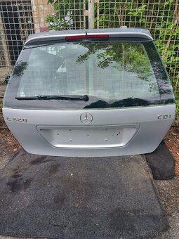 Mercedes C 203 combi - páté dveře, víko kufru - 8