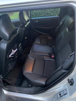 Volvo V70 - 8