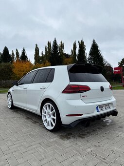 Volkswagen golf 7.5 GTI Performace - 8