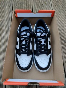 Tenisky Nike DUNKLOW Panda - 8
