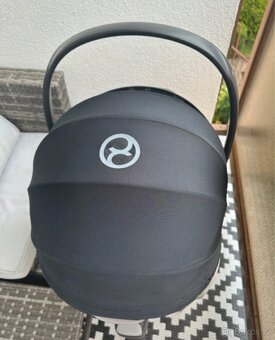 Cybex cloud Z i-Size + otočná základna - 8