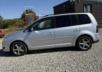 Volkswagen Touran 1,4 TSI 103kW TAŽNÉ, 7MÍST benzín manuál - 8