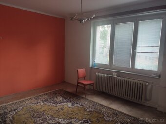 Prostorný byt 3+1, zahrádka a garáž, Železnohorská ulice - 8