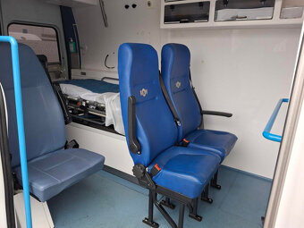 Renault Master 2,3 dci sanitní - 8