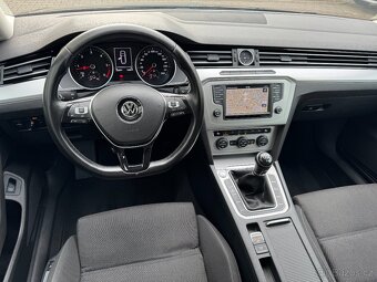 VW Passat Variant 2.0TDI 110 kW Full LED Navi 2015 ACC - 8